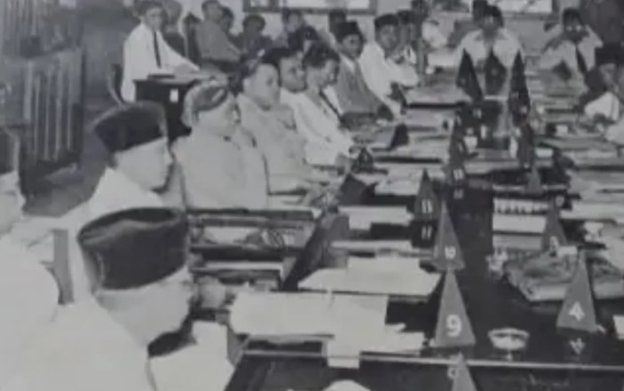Sidang pertama bpupki membahas tentang