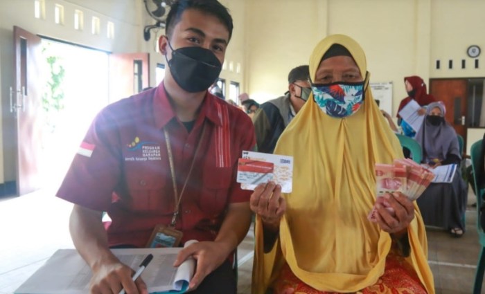 Cek bansos pkh 2025